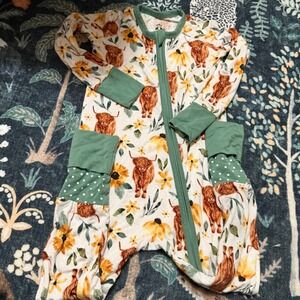 Monkeeroos Bamboo Pajamas 18-24 mo Highland Cow Floral Print Snug Fit  Sleepwear